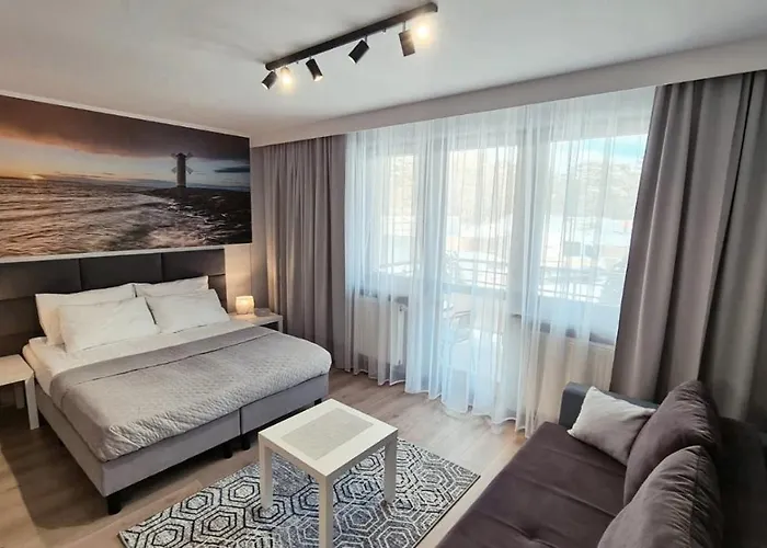 Baltic * シフィノウイシチェ